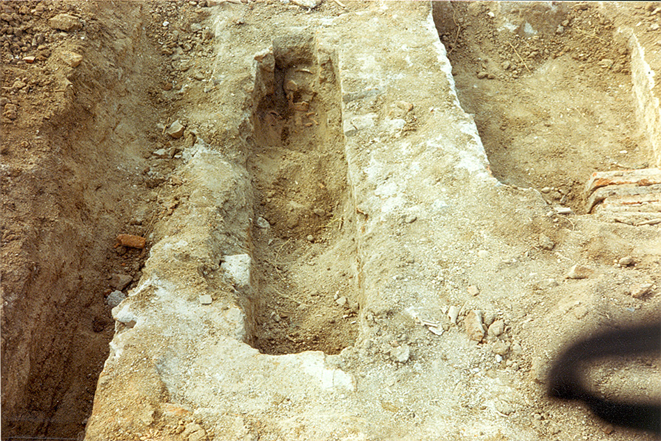 tumbas de la necrópolis de Carranque de Yuso.