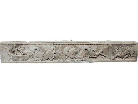 Tapa de sarcofago romano reutilizada por los bisigodos, con motivo de Jonás.